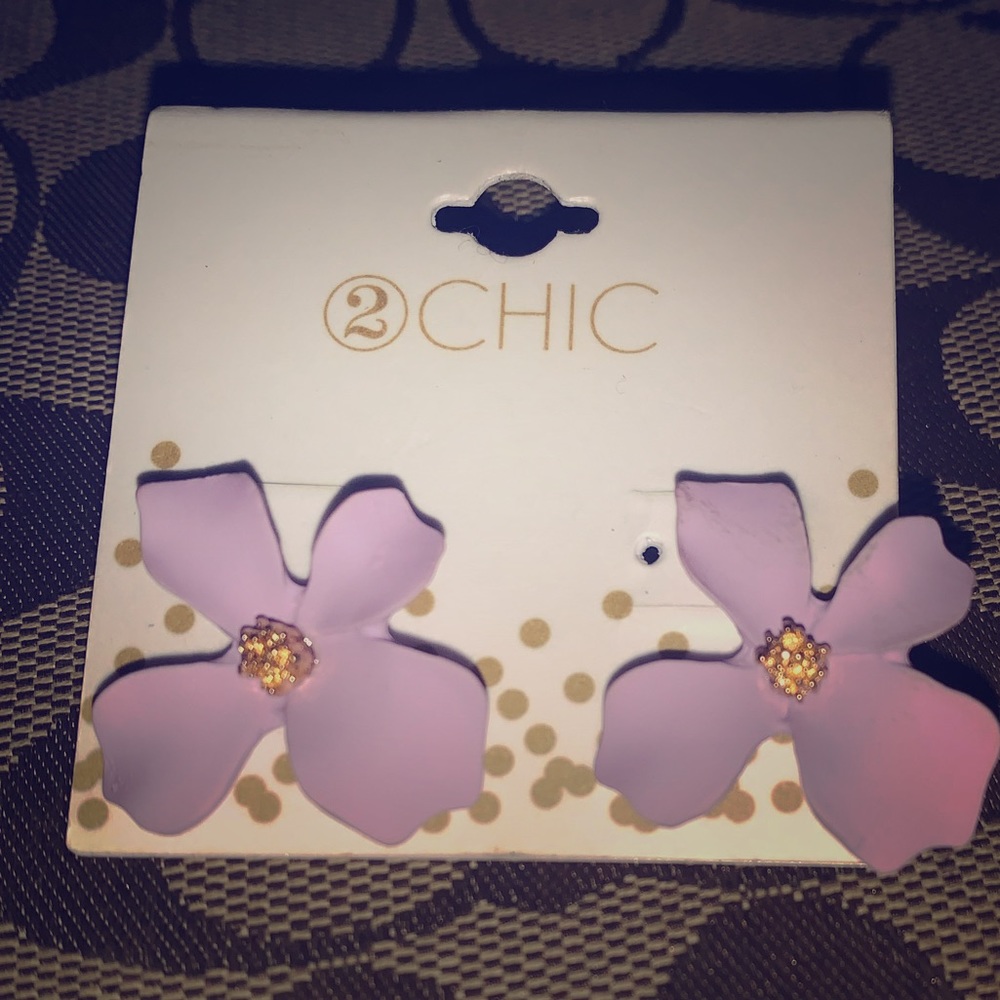 2 chic flower Earrings